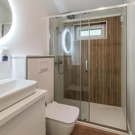 بيت للعطل Stunning In Oud Gastel With Wifi *