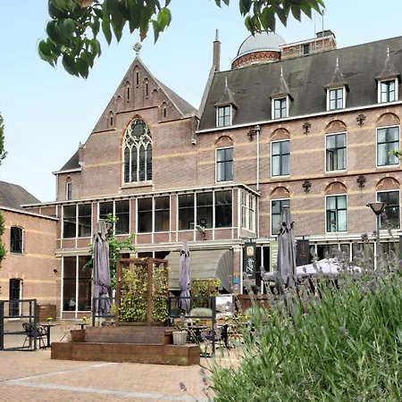 Stunning In Oud Gastel With Wifi Oud-Gastel